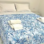 Raf's House 3*