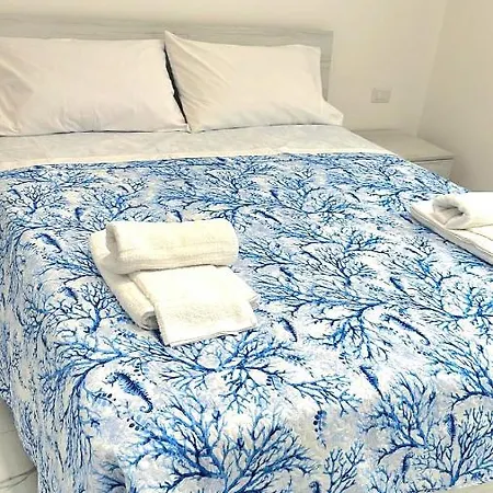 Raf's House 3*
