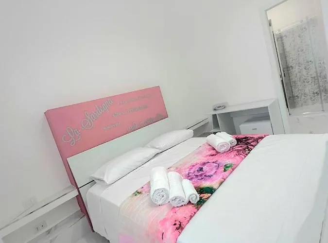 Raf's House Pensionat 3*